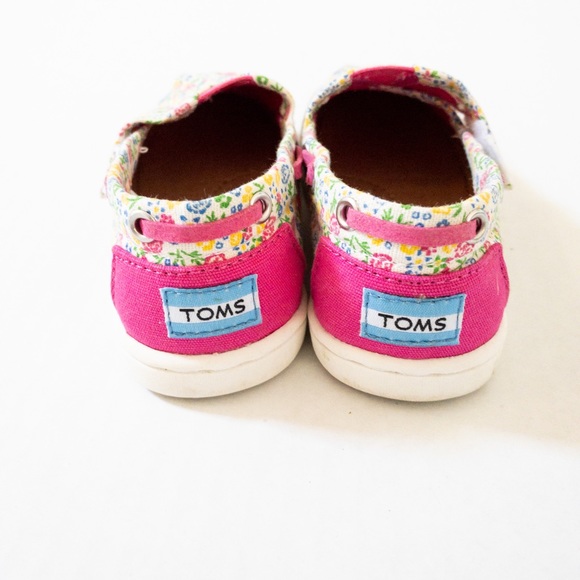 Kids Toms flowered pattern shoes (size 7) - Picture 11 of 11